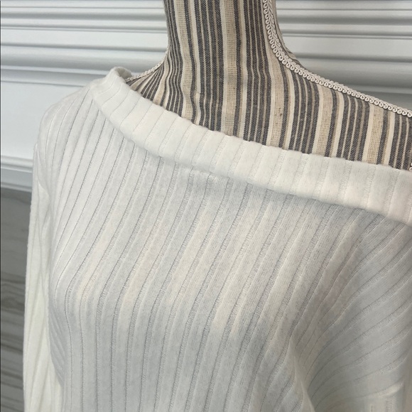 White Ribbed Off-Shoulder Dress - Picture 3 of 6